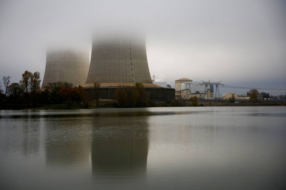 Den franske atomkraftindustri er dybt afhængig af importeret russisk atommateriale og har forøget sin import markant, siden Rusland angreb Ukraine. Det konkluderer klimaorganisation i ny undersøgelse. 