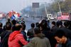 En person blev dræbt og adskillige såret ved en serie mindre eksplosioner uden for Kinas Kommunistpartis hovedkvarter i provinshovedstaden Taiyuan i Nordvestkina. I sidste uge blev fem personer dræbt, da en jeep påkørte forbipasserende og turister uden for Den Forbudte By i Beijing nær partiets nationale hovedkvarter. Foto: AP