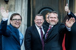 Aldrig tidligere har en topminister skrevet så ærligt om en regering. Med "Insider" bringer Ammitzbøll-Bille os helt ind i maskinrummet.