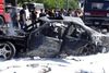 Syriens premierminister overlevede mandag et attentat, hvor seks blev dræbt. Tirsdag er mindst ni blevet dræbt i en ny eksplosion.