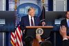 USA's præsident svarer på spørgsmål under sit daglige corona-pressemøde. Foto: Erin Scott/Reuters