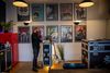 Stefan Facius og hans kolleger har en række danske kunstnere i stald – bl.a. Kato, Go Go Berlin, Jacob Dinesen, Signe Svendsen, Queen Machine, Electric Guitars og Baest. Foto: Joachim Ladefoged