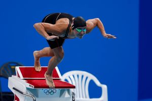Den forsvarende olympiske mester er i overlegen stil klar til finalen i 50 meter fri ved legene i Tokyo.