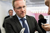 Justitsminister Morten Bødskov (S) vil ikke garantere, at borgerne får hurtigere aktindsigt fremover end i dag, selv om han kalder en kortere tidsfrist i en ny offentlighedslov en af 26 forbedringer. Foto: Lars Krabbe