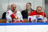 Både Hvideruslands præsident, Aleksandr Lukasjenko (t.h.) og hans russiske kollega, Vladimir Putin, er store ishockey-fans. Ellers er forholdet ikke specielt godt mellem de to præsidenter. Foto: Alexander Zemlianichenko/Reuters