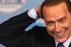 Ifølge Silvio Berlusconi skete der intet upassende, når han holdt sine middage i Milano-villaen.