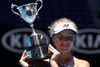 For et år siden vandt Clara Tauson Australian Open for juniorspillere. Foto: Mark Schiefelbein/AP Photo