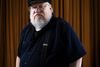 George R.R. Martin blev træt af mainstream-tv, og derfor gav han sig i 1991 til at kombinere J.R.R. Tolkiens fantasy-univers med en række historiske romaner om middelalderen. Resultatet blev bogserien ”A Song of Ice and Fire”, som nu er blevet til tv-serien ”Game of Thrones”. Foto: Kalle Assbring