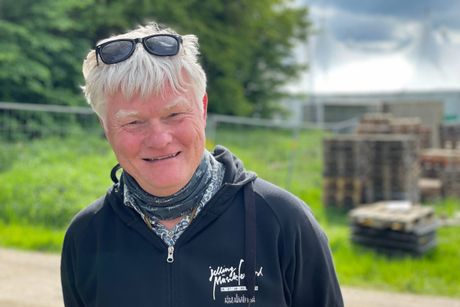 Lars "Charlie" Mortensen har drevet en af Danmarks største festivaler i mere end 30 år. I en ny bog fortæller han, at det aldrig var målet.