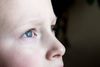 Stadig flere forældre bruger deres sundhedsforsikring til at få et barn i behandling hos psykolog eller psykiater. Modelfoto: Colourbox.