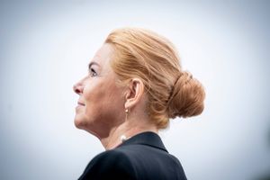 Inger Støjberg forklarede på sin første afhøringsdag i Rigsretten, at hun stod for de overordnede linjer, men ikke var nede i alle detaljer. 