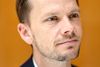 Beskæftigelsesminister Peter Hummelgaard kalder det naivt at tro, at det ikke også handler om udlændingepolitik, når der skal forhandles om et helt nyt system for sociale ydelser. Foto: Stine Bidstrup.