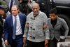 Bill Cosby skal for egen regning møde op og under ed afgive forklaring i sagen 29. februar.