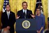 Nogle politikere vender skytset mod Obama. Søndag gav en af arkitekterne bag invasionen af Irak i 2003, USA’s kontroversielle tidl. vicepræsident Dick Cheney, Obama skylden for flygtningestrømmen.