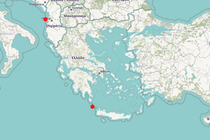 Her er det kraftige jordskælv ved Albanien og jordskælvet ved Kreta markeret. Kort: Open Street Map