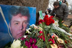 Det skulle udløse en dusør på 15 millioner rubler at dræbe Boris Nemtsov, meddeler russisk domstol. 