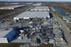 Sådan ser det ud ved det ødelagte Amazon-lager i Illinois. Dronefoto: Reuters