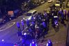 Storbritannien har oplevet en bølge af angreb med syre. Et af eksemplerne var den 13. juli 2017 hvor flere personer uden tilknytning til hinanden blev ramt af syre, der blev kastet på dem af to mænd på scooter i London. Foto: Sarah Cobbold/AP