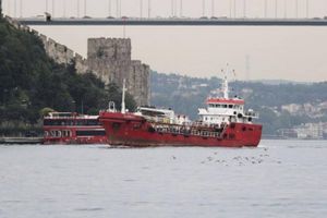 Omkring 100 migranter har kapret det tyrkiske fragtskib El Hiblu 1 i Middelhavet. Foto: Marine Traffic