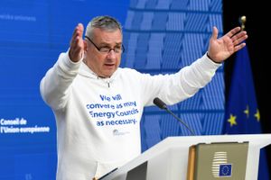 Uset mange tiltag fra EU forhindrer energikrisen i at vokse sig større. Selv om mange tvivler på effekten af den seneste opfindelse, et loft over prisen på gas, skærmer andre initiativer forbrugerne. En langsigtet løsning mangler stadig.