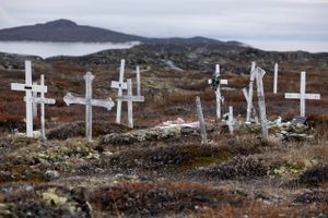 Er 57.000 mennesker en økonomisk, politisk og internationalt levedygtig nation? Det er ikke mindst det spørgsmål, der stilles, når det gælder fremtiden for Grønland som enten en fortsat del af Rigsfællesskabet eller som selvstændig nation. Arkivfoto: Thomas Borberg.