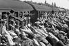 Frikorps Danmarks afrejse fra Hellerup Station til østfronten i 1941.