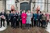 Regeringen Helle Thorning-Schmidt II er det officielle navn på den nye SR-regering, som statsministeren og økonomiminister Margrethe Vestager (R) præsenterede på Amalienborg efter det formelle besøg hos dronningen. Foto: Lars Krabbe.