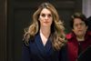 Hicks havde ingen politisk baggrund, da Donald Trump gjorde hende til et medlem af sin kampagnestab. Foto: J. Scott Applewhite/AP