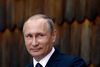 80 procent af russerne bakker fortsat op om Vladimir Putin. Foto: Darko Vojinovic/AP
