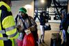 Eromo Gezahegn Abebe fra Etiopien er lige nu strandet i Københavns lufthavn i Kastrup med beskeden om, at hans norske id-kort ikke er gyldig id.