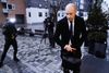 Sundhedsminister Magnus Heunicke ankommer til Retten på Frederiksberg, hvor han skal afhøres i Minkkommissionen tirsdag den 4. januar 2022.