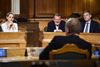 Pernille Skipper, Lars Løkke Rasmussen, Kristian Thulesen Dahl til afsluttende partilederrunde i folketingssalen. Foto: Casper Dalhoff.
