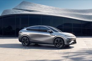 Xpeng viser den nye G6 SUV, der kommer til Danmark, og skal være en direkte konkurrent til Tesla Model Y. 