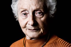 Arlette Andersen overlevede et ophold i kz-fangelejren Auschwitz og tav om det i 45 år.