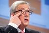 Jean-Claude Juncker er rejst 17.000 km fra Bruxelles til Brisbane, men skattesagen fra hans tid som Luxembourgs premierminister er rejst med til G20-topmødet.