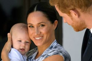 8. juni udgiver hertuginde Meghan, der er gift med prins Harry, en børnebog om forholdet mellem far og søn.