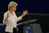 Ursula von der Leyen taler til EU-parlamentet. Foto: Vincent Kessler/Reuters