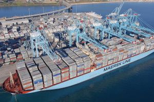 Maersk Line er sammen med fem andre containerrederier under mistanke for at have aftalt priser på fragten mellem Asien og Sydafrika. Foto: Mærsk