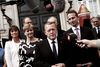 28. juni kunne Lars Løkke Rasmussen træde frem foran Amalienborg og præsentere sin nye, smalle Venstre-regering.