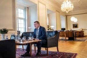 Alternativet har forladt forhandlingerne om sundhedsreformen. Ifølge Jyllands-Postens politiske redaktør er det et klart nederlag for blå blok.