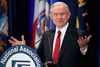 Jeff Sessions har undladt at oplyse om to samtaler med Ruslands ambassadør i USA, Sergej Kislyak. Det skriver Washington Post. Foto: Alex Brandon/AP
