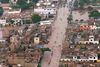 I januar 1998 stod hovedvejen sydøst for Perus hovedstad, Lima, under vand under den hidtil kraftigste El Niño. Nu er en ny El Niño på vej – og ventes til næste vinter igen at ”drukne” Peru og mange andre lande i regn, mens andre områder har udsigt til voldsom tørke. Arkivfoto: AP
