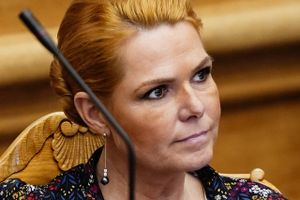 Inger Støjbergs uværdighed til at sidde i Folketinget kan annulleres, hvis vælgerne bakker hende op, mener Venstre.