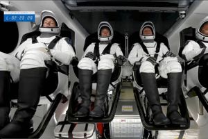 Astronauters hjemrejse fra rumstation er blevet udskudt flere gange. Nu er de også stødt på toiletproblemer.