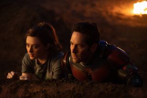 Anmeldelse: Marvel-helten Ant-man er så lille, at han let kunne krybe i et musehul. Det vil de fleste biografgængere også have lyst til efter godt og vel to timers actionvolapyk.