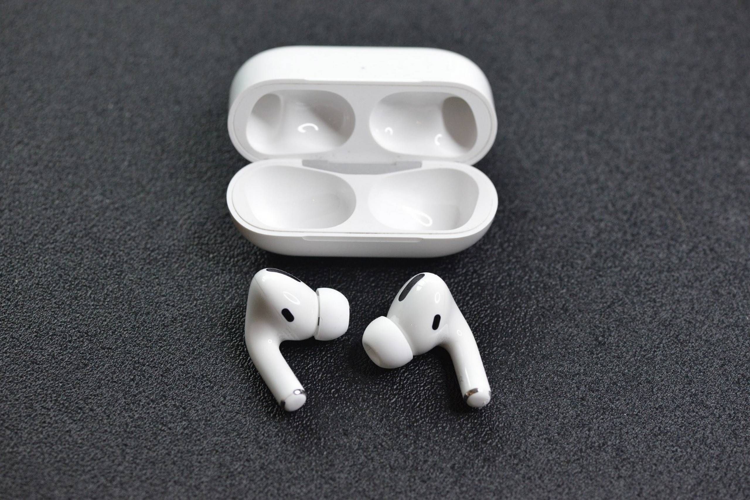 Airpods 13