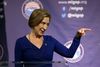 Carly Fiorina vil gerne deltage i "børnebordsdebatten" på Fox Business.