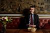 Erhvervs- og vækstminister Henrik Sass Larsen (S) beklager, at han brugte historie uden at have indhentet tilsagn fra personen, der fortalte historien.