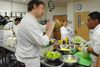 Den britiske kok Jamie Oliver har ad flere omgange haft madserier kørende i dansk fjernsyn. De første år var udsendelserne klassiske tvkøkkener, mens programmerne de senere år mere og mere har handlet om usund skolemad og social slagside i f.eks. England og USA.