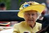 Det sker ofte, at dronningen kalder de ledende medarbejdere til Buckingham Palace, men måden for torsdagens møde beskrives som usædvanlig.Foto: Alastair Grant/AP